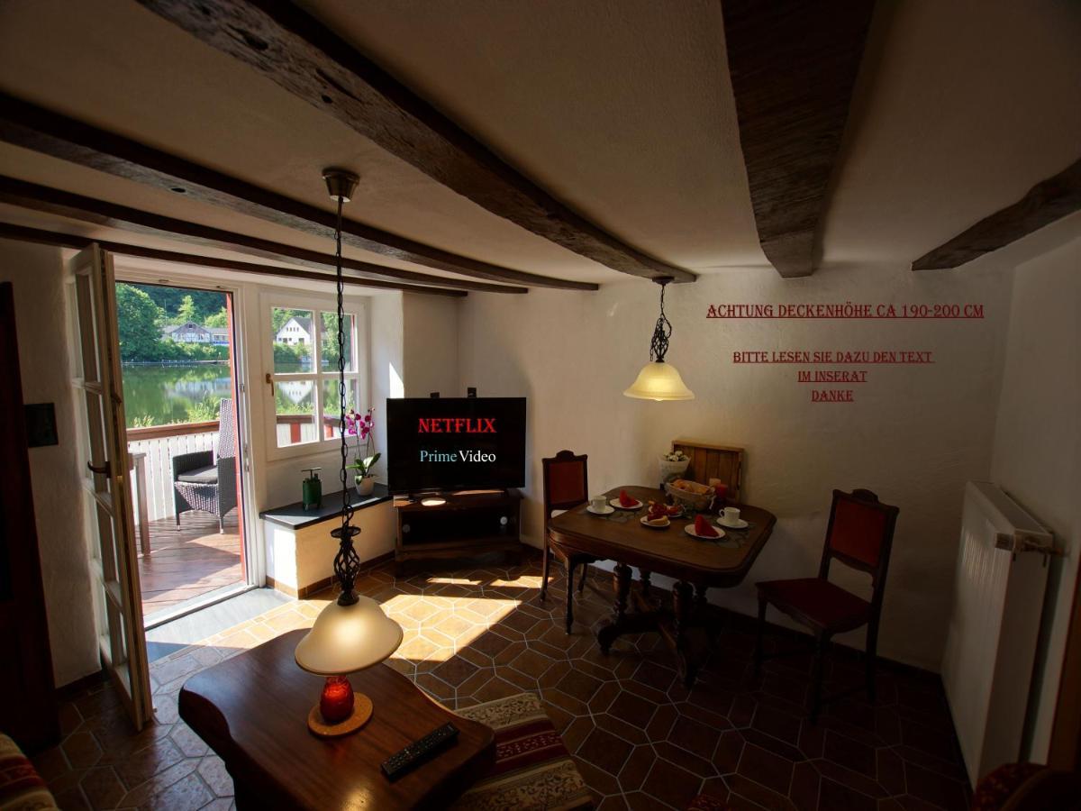 Altes Faehrhaus An Der Mosel Anno1633 Apartment Traben-Trarbach Bagian luar foto