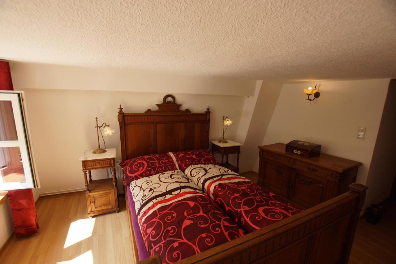 Altes Faehrhaus An Der Mosel Anno1633 Apartment Traben-Trarbach Bagian luar foto