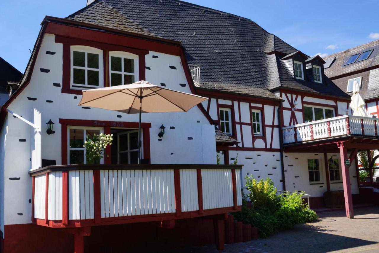 Altes Faehrhaus An Der Mosel Anno1633 Apartment Traben-Trarbach Bagian luar foto